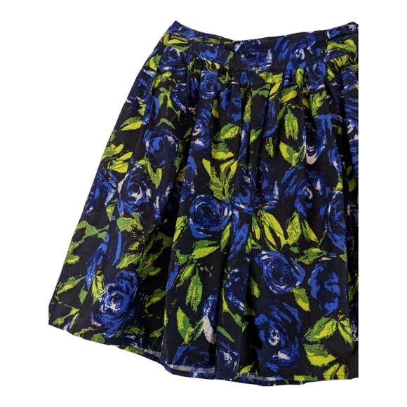 Ann Taylor LOFT Floral Pleated Skirt Women's 4 - Picture 2 of 8